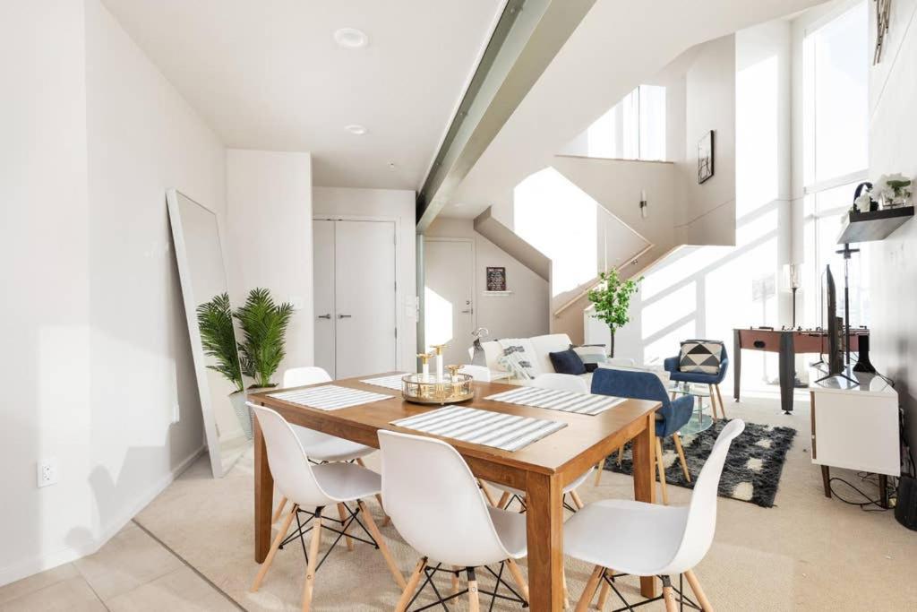 Upscale 3Br Penthouse By Cozysuites Indianapolis Exteriör bild