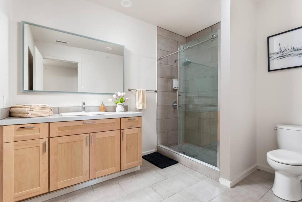 Upscale 3Br Penthouse By Cozysuites Indianapolis Exteriör bild