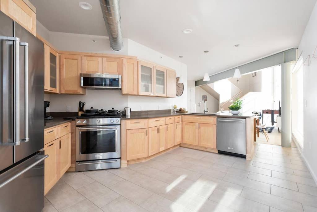 Upscale 3Br Penthouse By Cozysuites Indianapolis Exteriör bild